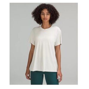 lululemon athletica Cream Short Sleeve Tee